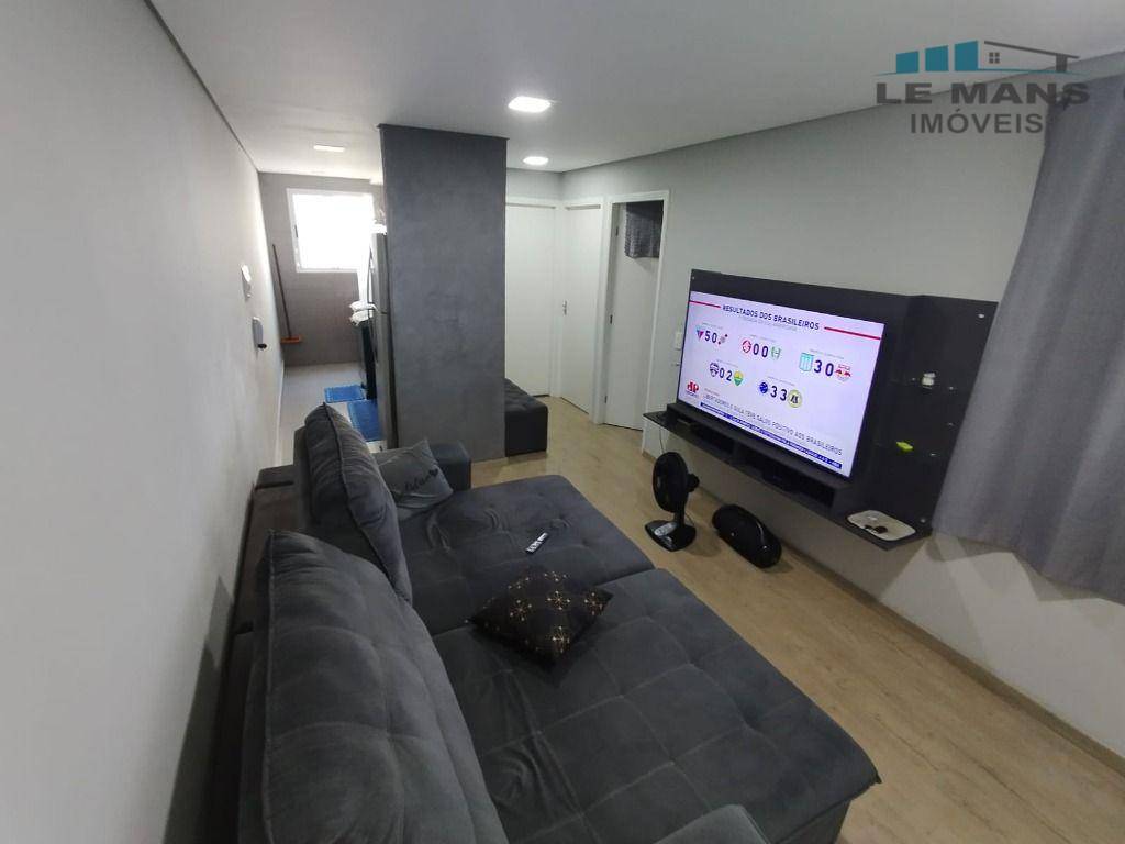 Apartamento à venda com 2 quartos, 44m² - Foto 2