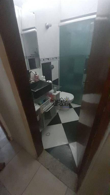 Sobrado à venda com 3 quartos, 90m² - Foto 11