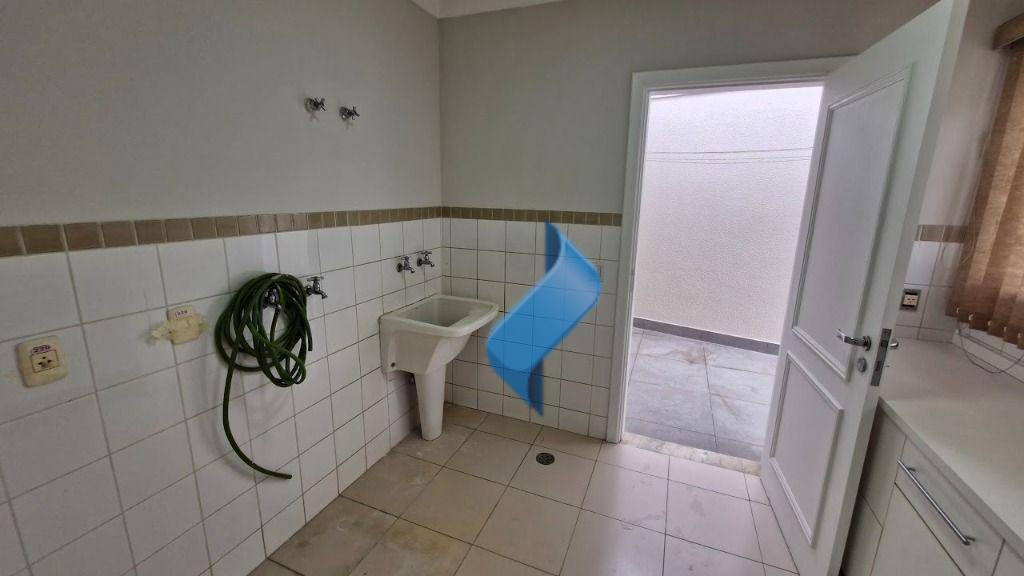 Casa de Condomínio à venda e aluguel com 4 quartos, 600m² - Foto 18