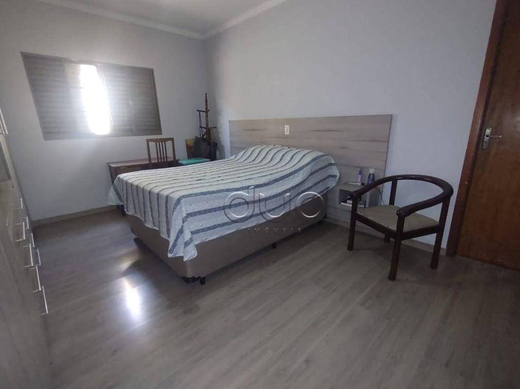 Casa à venda com 2 quartos, 120m² - Foto 12