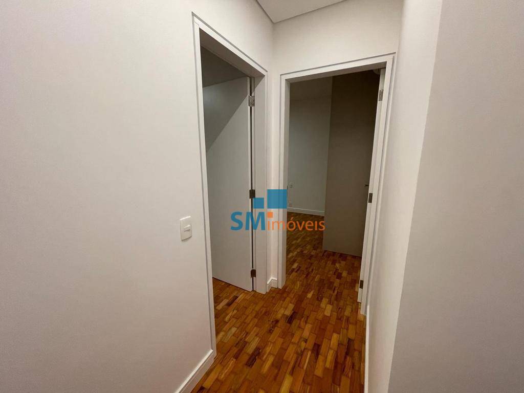 Apartamento à venda com 4 quartos, 137m² - Foto 17