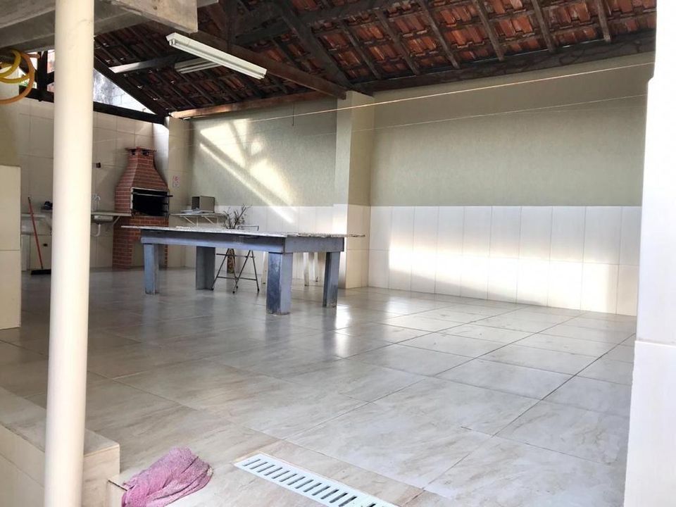 Casa à venda com 3 quartos, 200m² - Foto 7