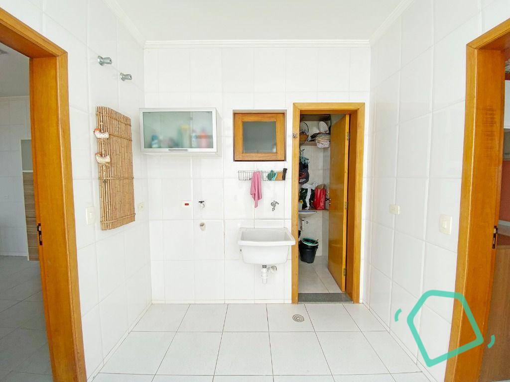 Casa de Condomínio à venda com 3 quartos, 239m² - Foto 28