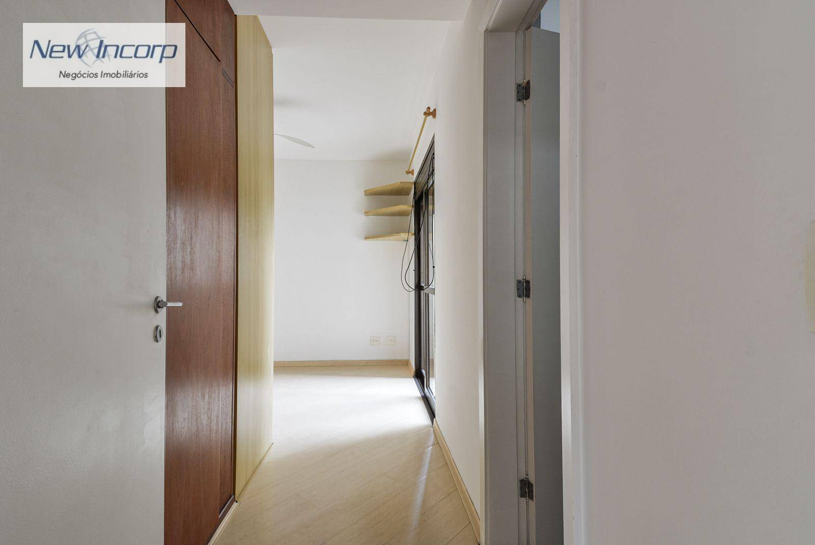 Apartamento à venda com 3 quartos, 178m² - Foto 13