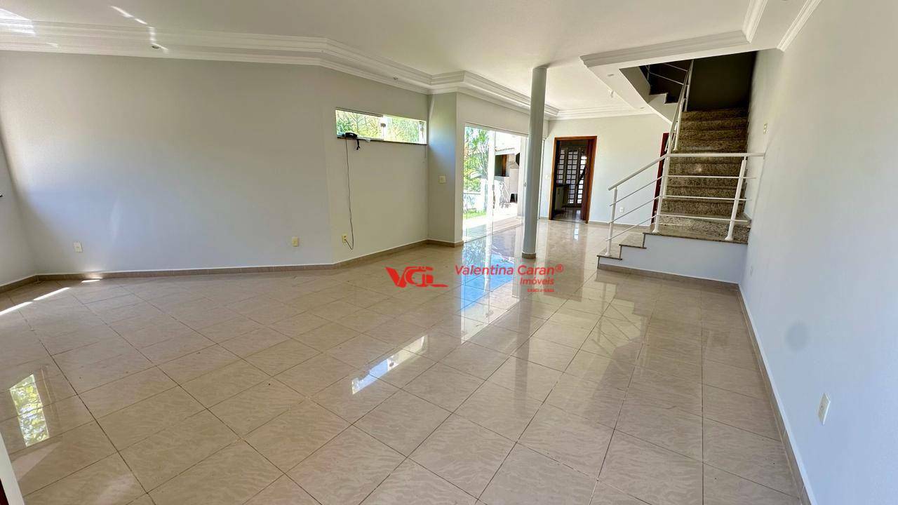 Sobrado à venda e aluguel com 6 quartos, 290m² - Foto 2