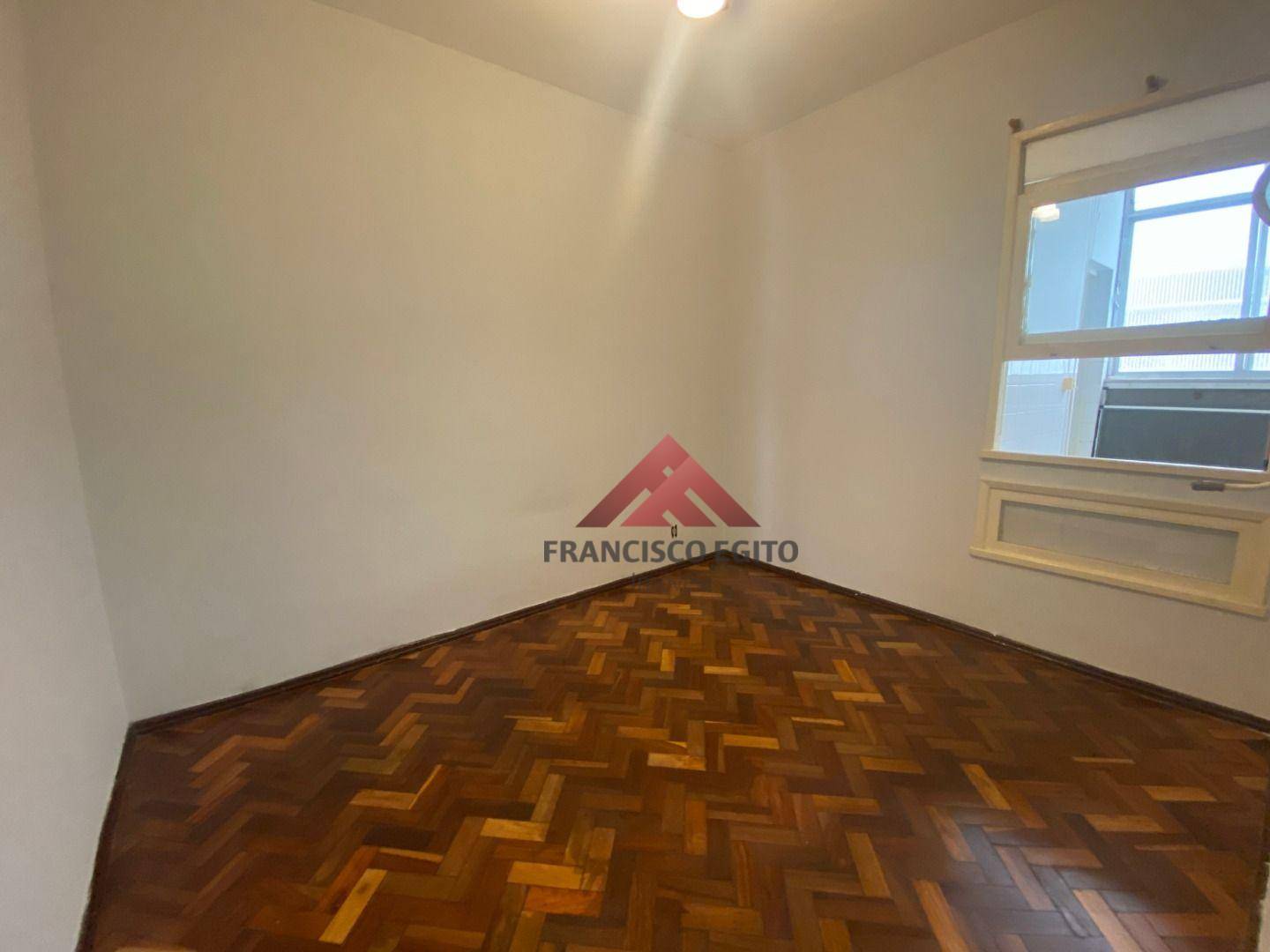 Apartamento à venda com 2 quartos, 75m² - Foto 9