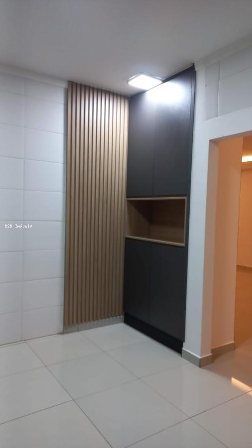 Casa à venda com 3 quartos, 250m² - Foto 21