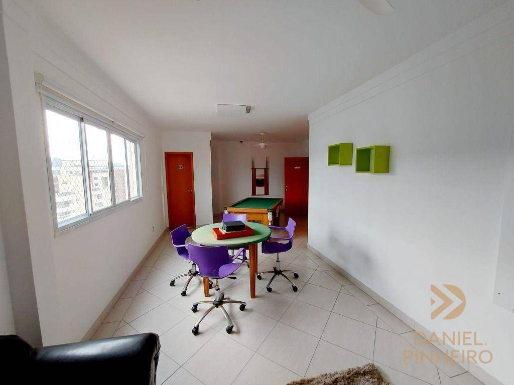 Apartamento à venda com 2 quartos, 75m² - Foto 18