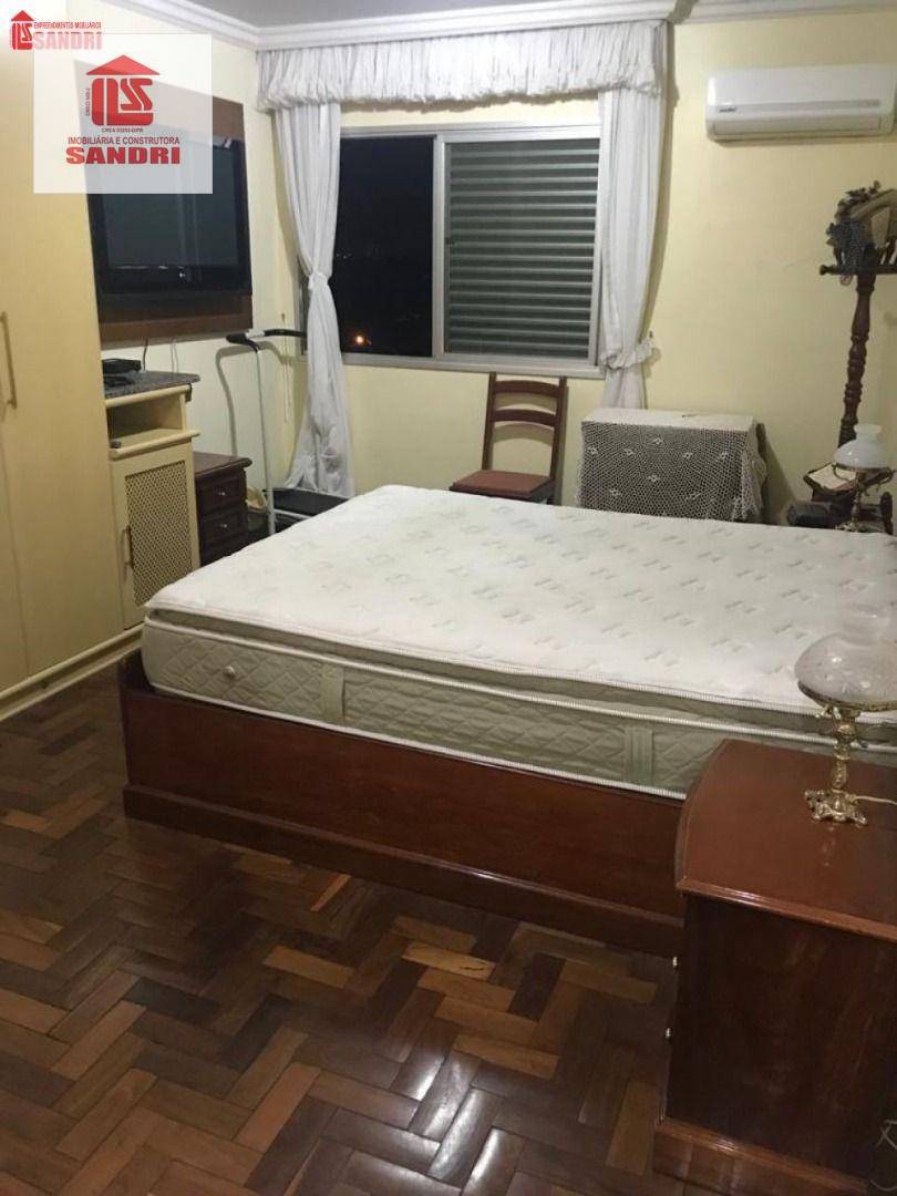 Apartamento para alugar com 3 quartos, 161m² - Foto 10