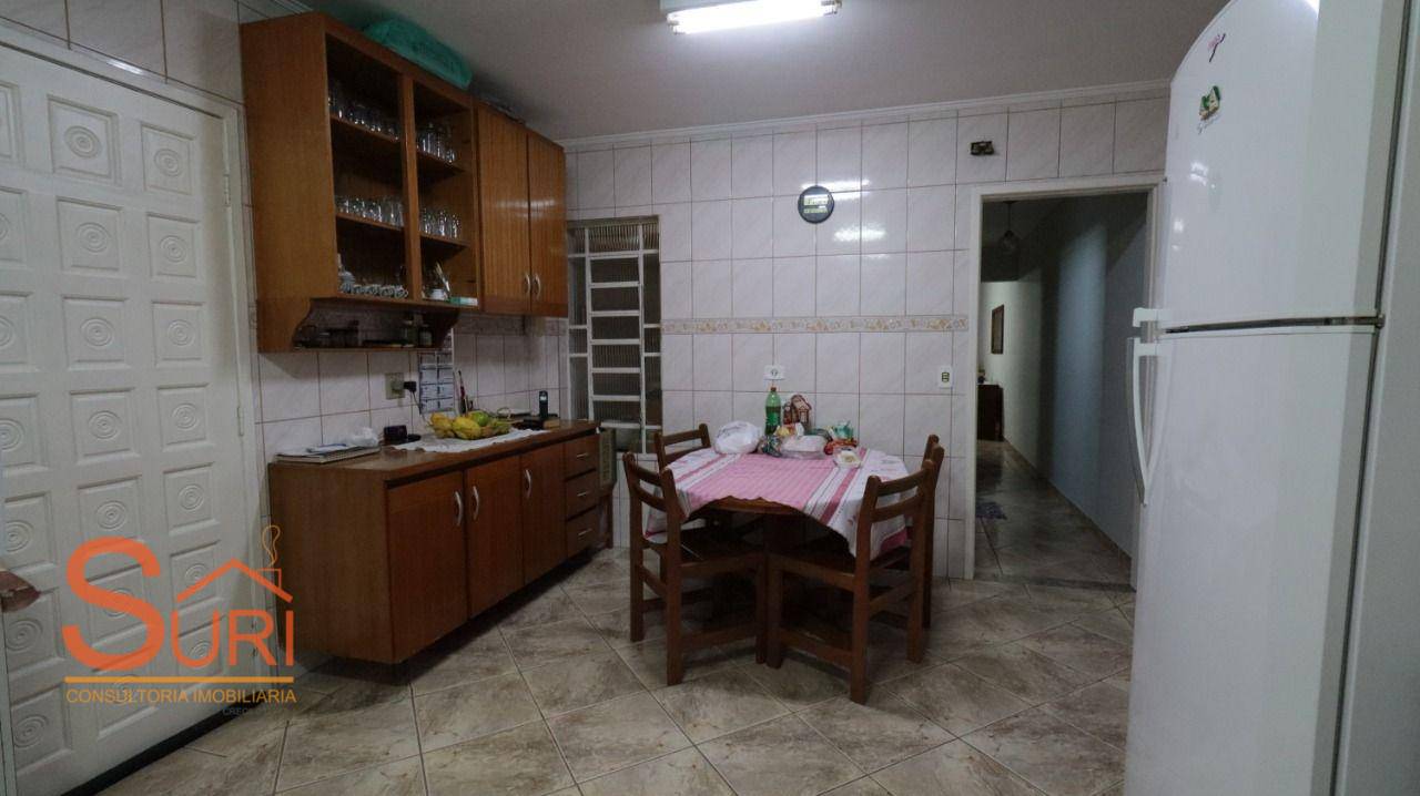 Sobrado à venda com 3 quartos, 227m² - Foto 12