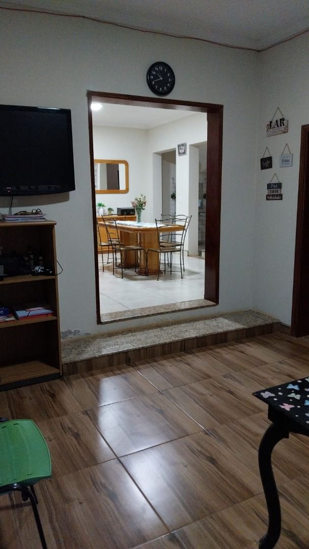 Chácara à venda com 6 quartos, 342m² - Foto 23