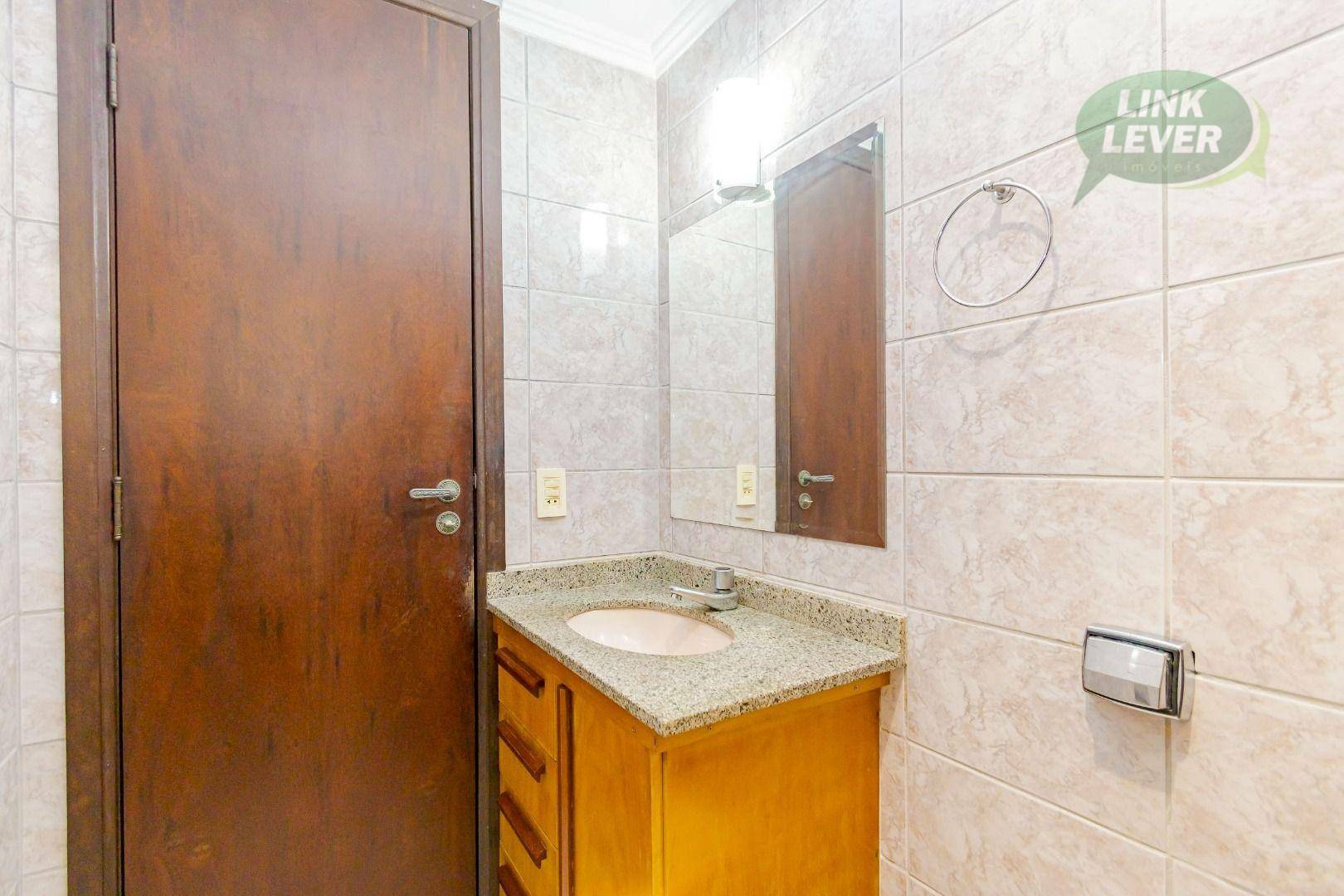 Apartamento para alugar com 3 quartos, 61m² - Foto 11