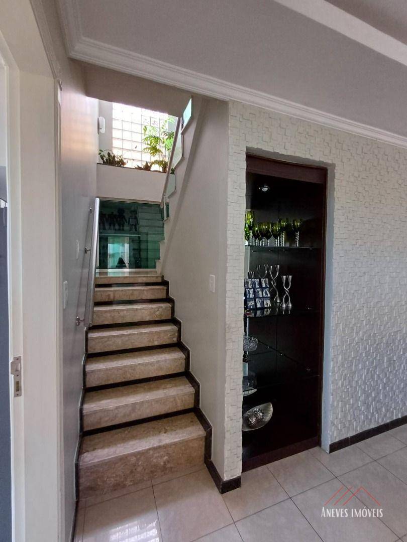 Casa de Condomínio à venda com 3 quartos, 316m² - Foto 11