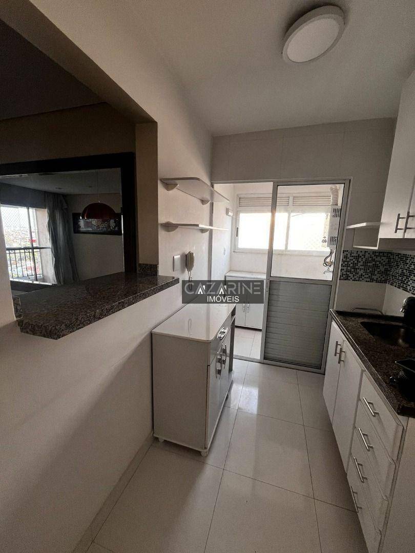 Apartamento para alugar com 3 quartos, 65m² - Foto 18