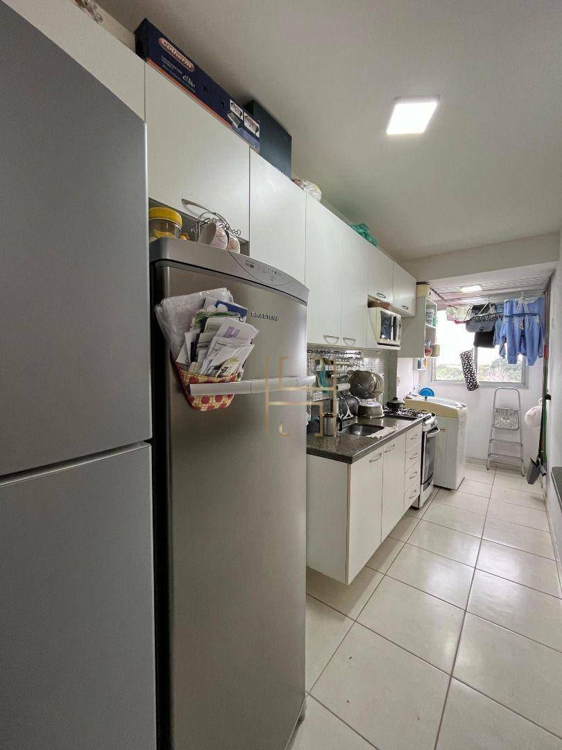 Apartamento à venda com 3 quartos, 1m² - Foto 4