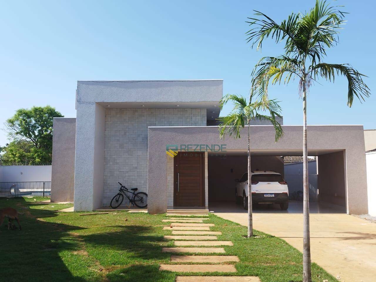 Casa à venda com 3 quartos, 218m² - Foto 25