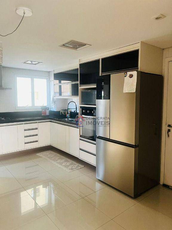 Apartamento à venda com 3 quartos, 128m² - Foto 14