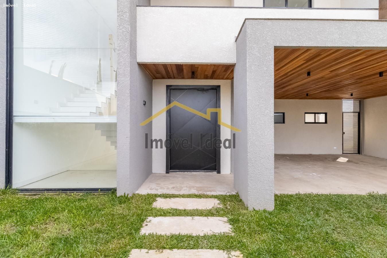 Casa à venda com 4 quartos, 339m² - Foto 1