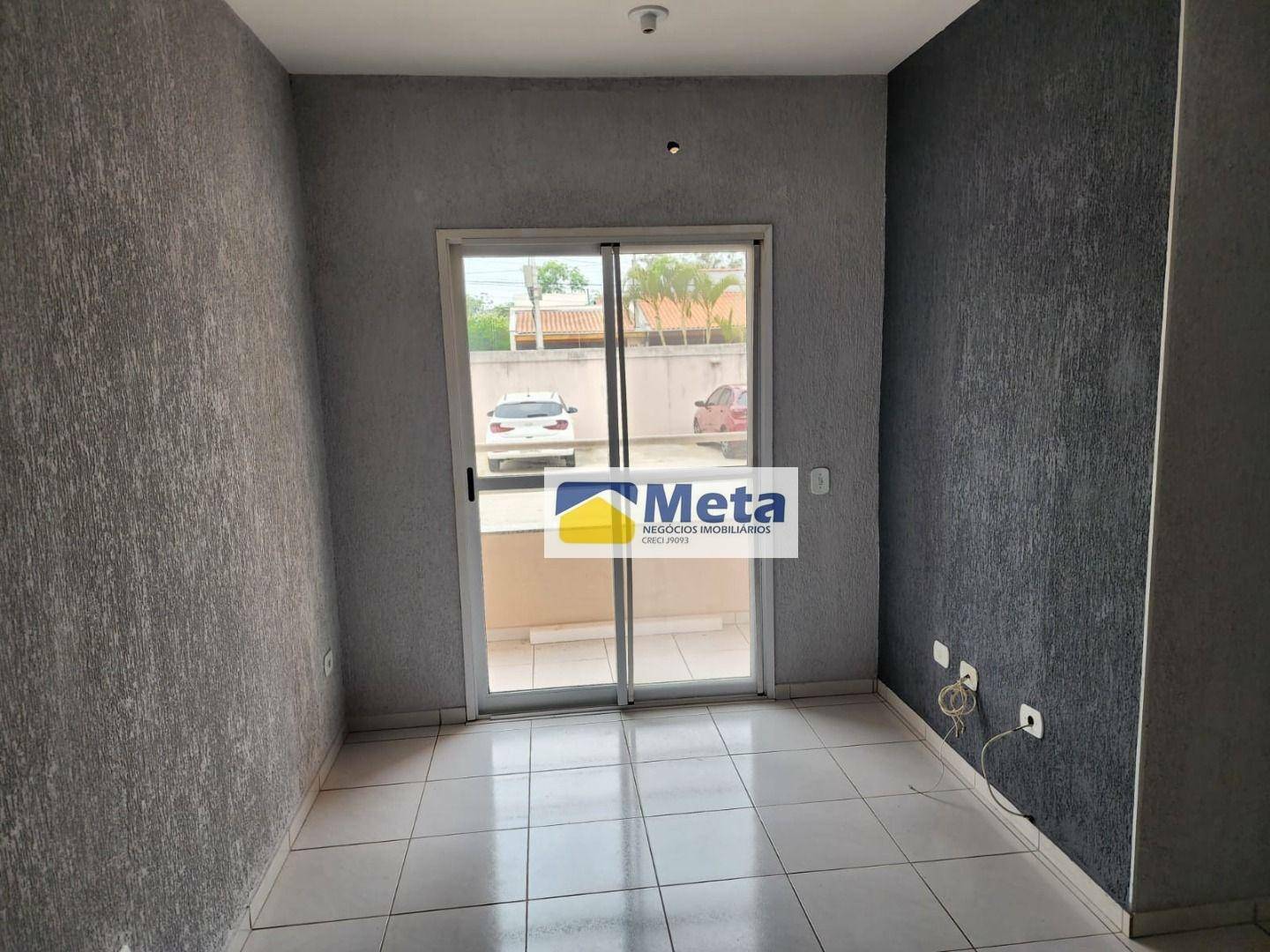 Apartamento à venda com 2 quartos, 60m² - Foto 2