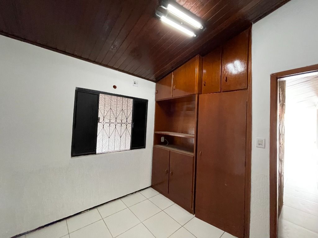 Casa à venda com 4 quartos, 400m² - Foto 34