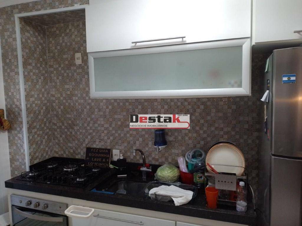 Apartamento à venda com 2 quartos, 70m² - Foto 12