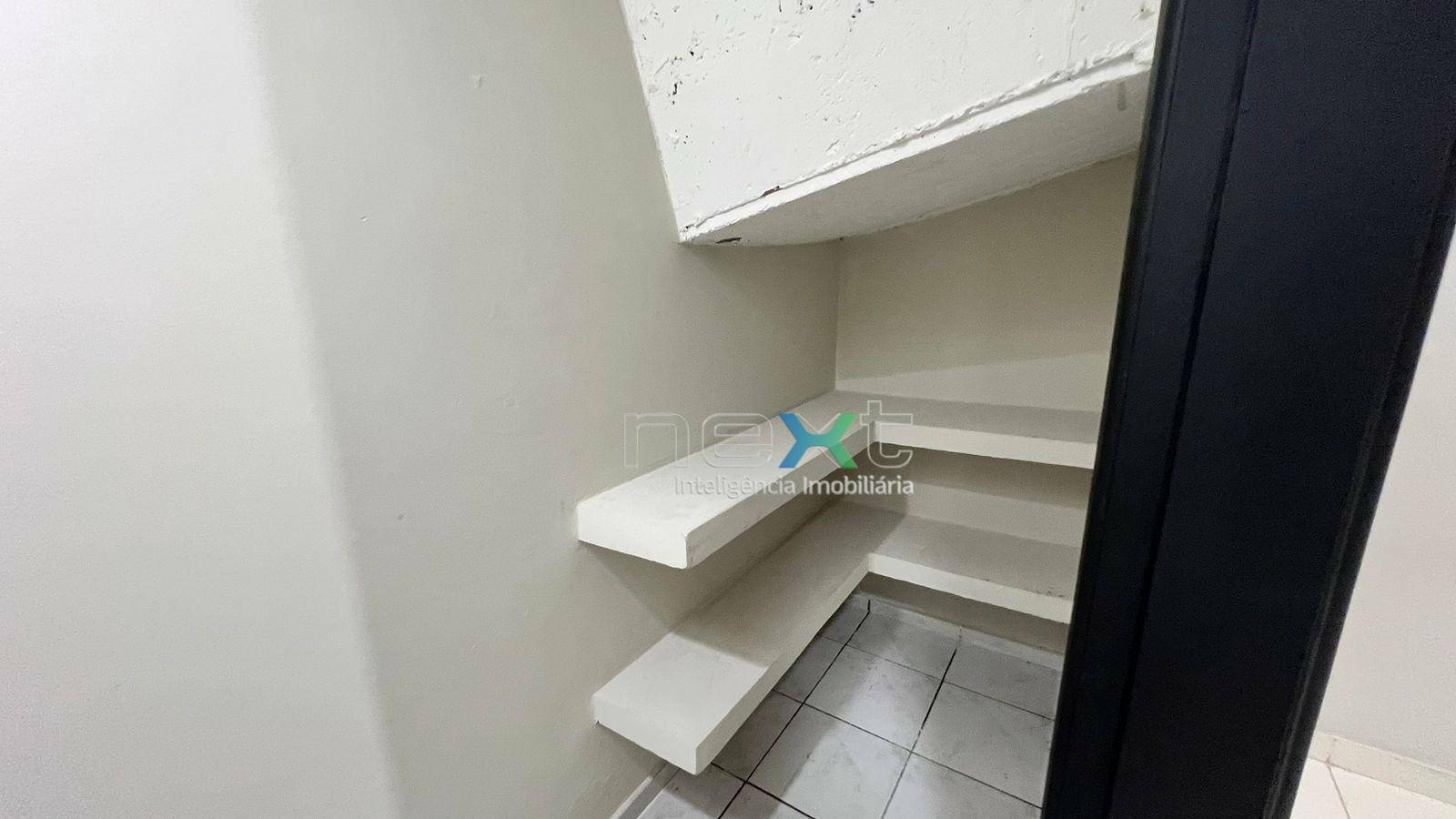 Sobrado à venda com 4 quartos, 356m² - Foto 18