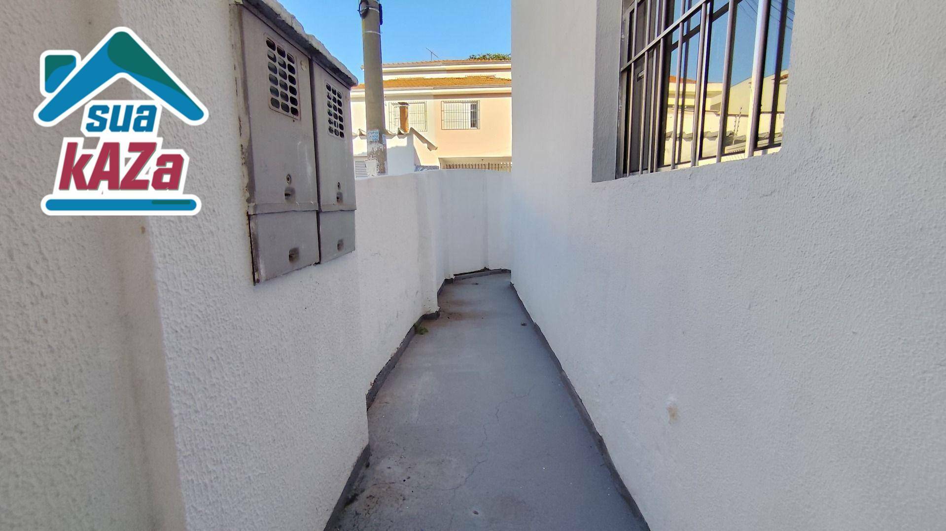 Casa para alugar com 1 quarto, 70m² - Foto 15