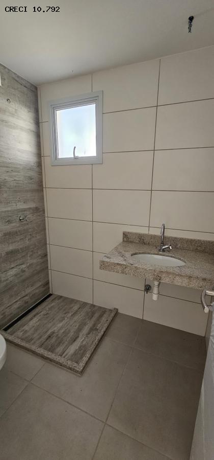 Apartamento à venda com 2 quartos, 69m² - Foto 50