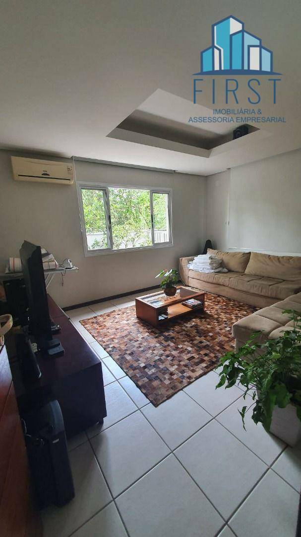 Casa de Condomínio à venda com 4 quartos, 373m² - Foto 15