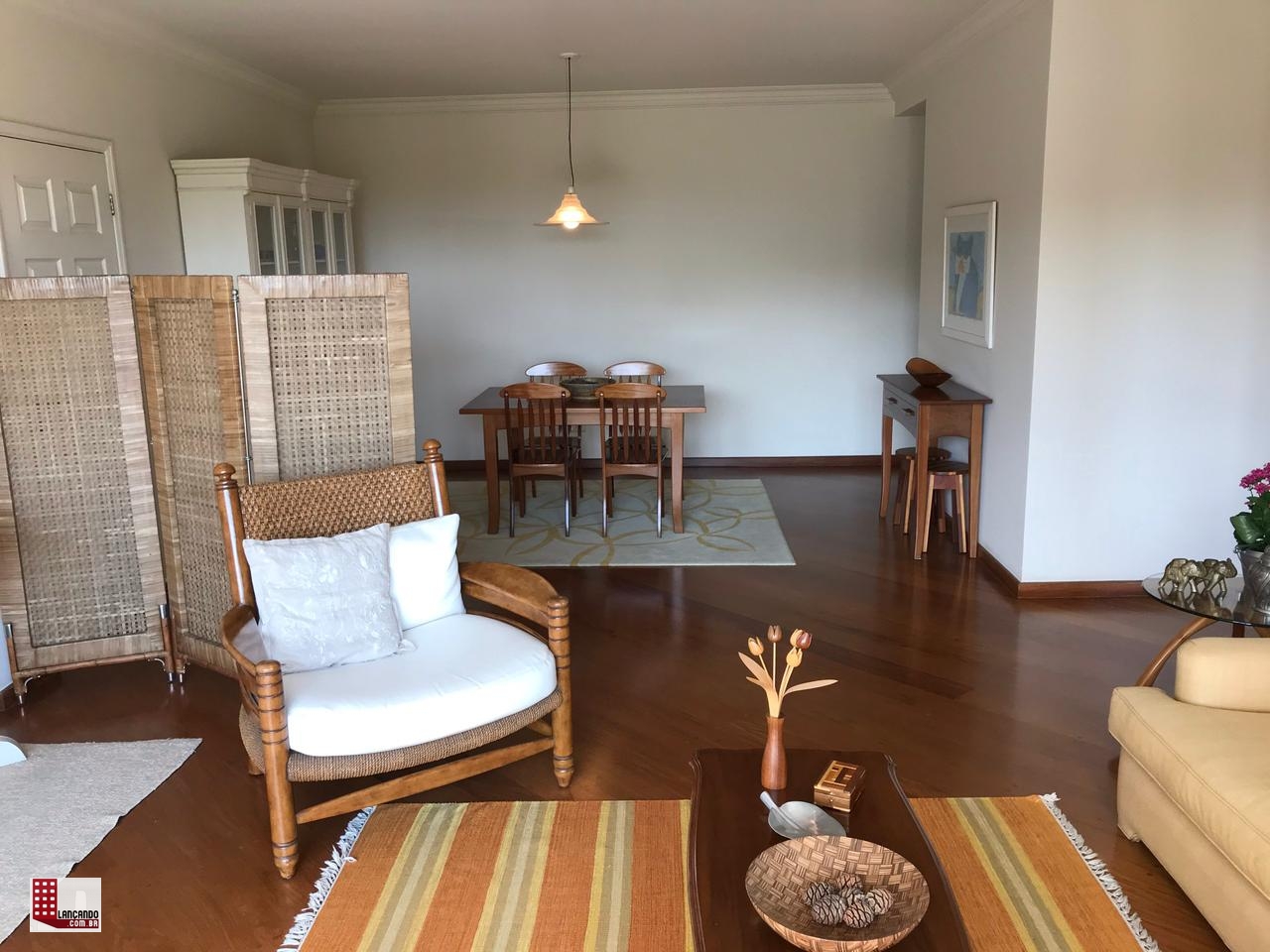 Apartamento à venda com 3 quartos, 160m² - Foto 1