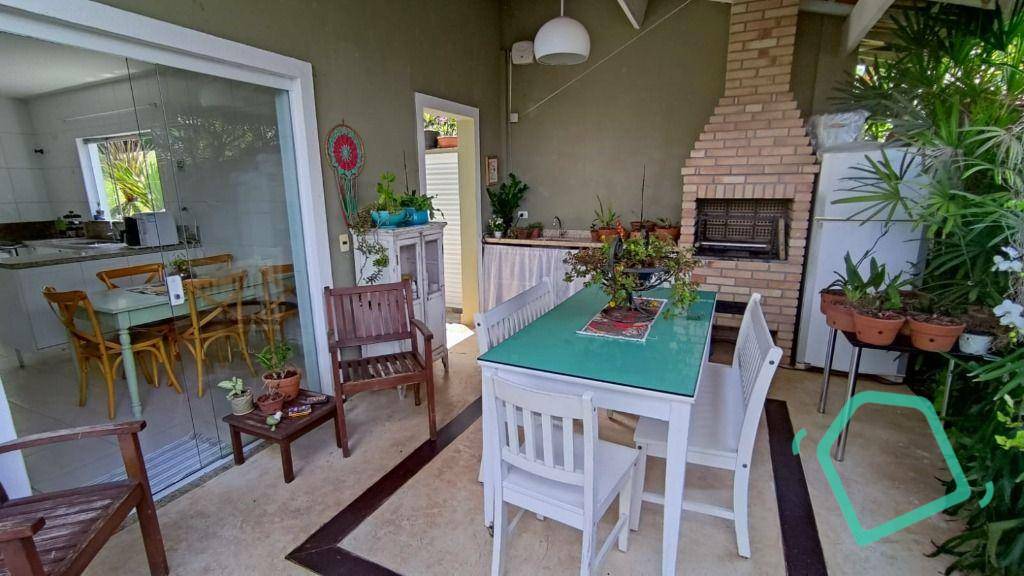 Casa de Condomínio à venda e aluguel com 4 quartos, 230m² - Foto 33