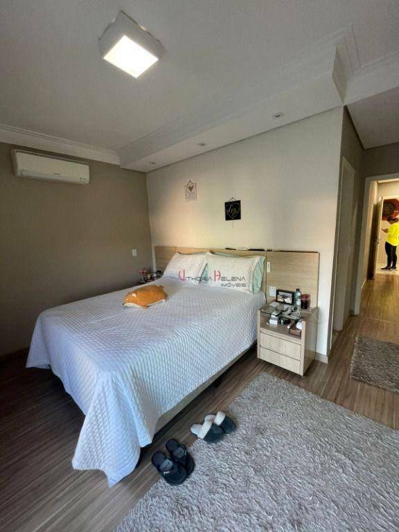 Casa de Condomínio à venda com 3 quartos, 361m² - Foto 33