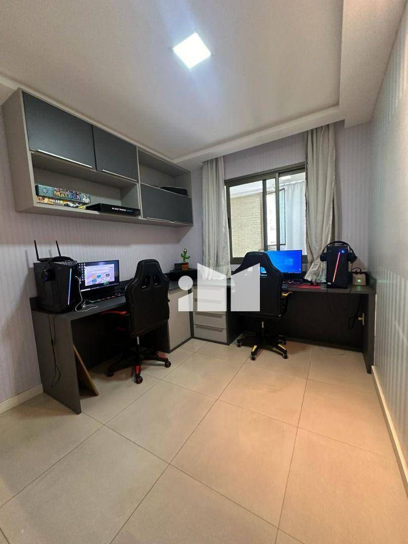 Apartamento à venda com 4 quartos, 160m² - Foto 21