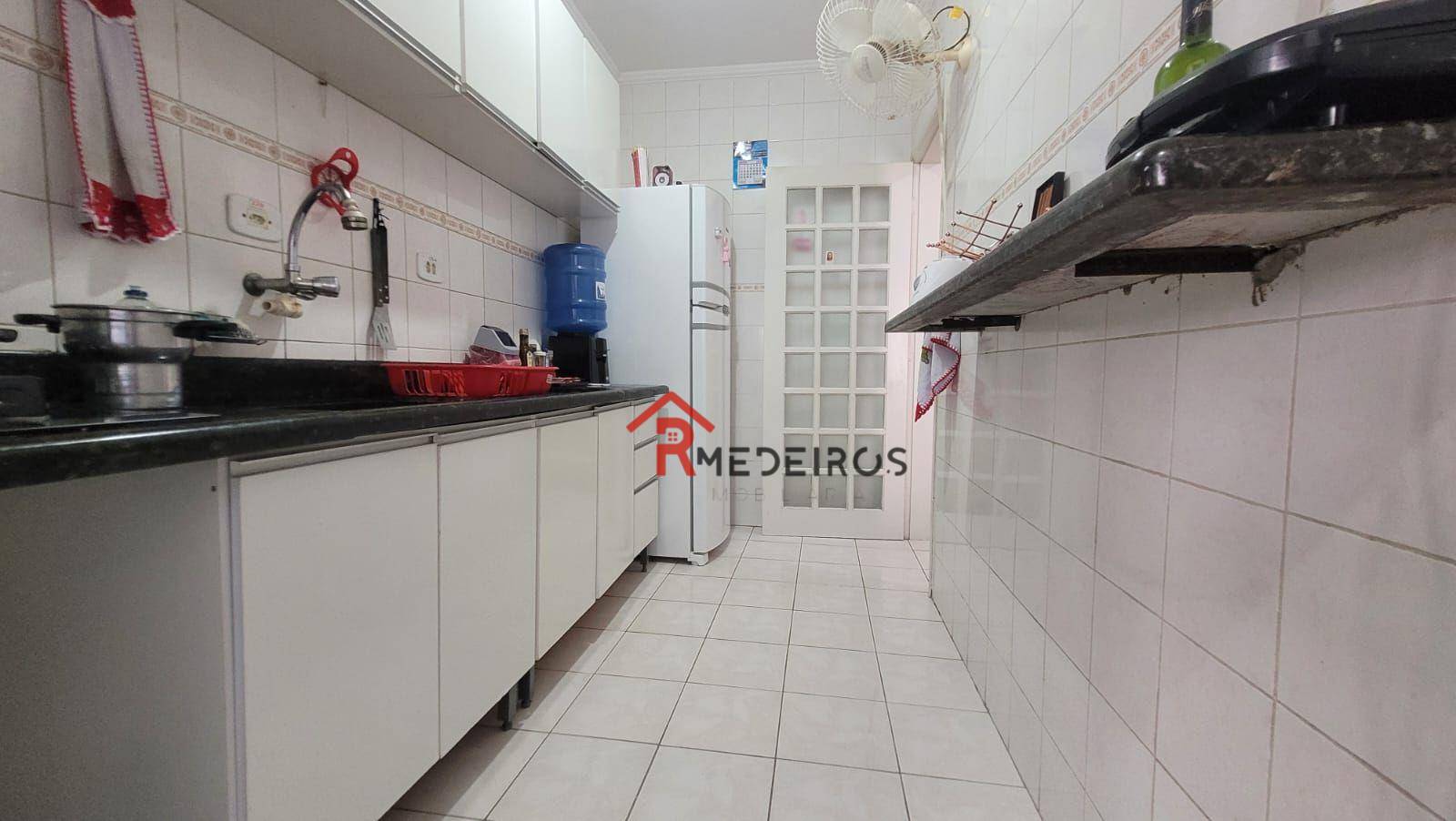 Apartamento à venda com 1 quarto, 50m² - Foto 11