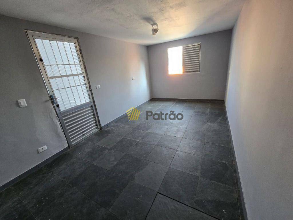 Sobrado à venda com 2 quartos, 174m² - Foto 11