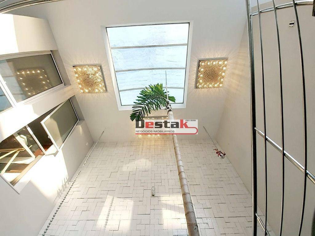 Casa à venda com 3 quartos, 500m² - Foto 8