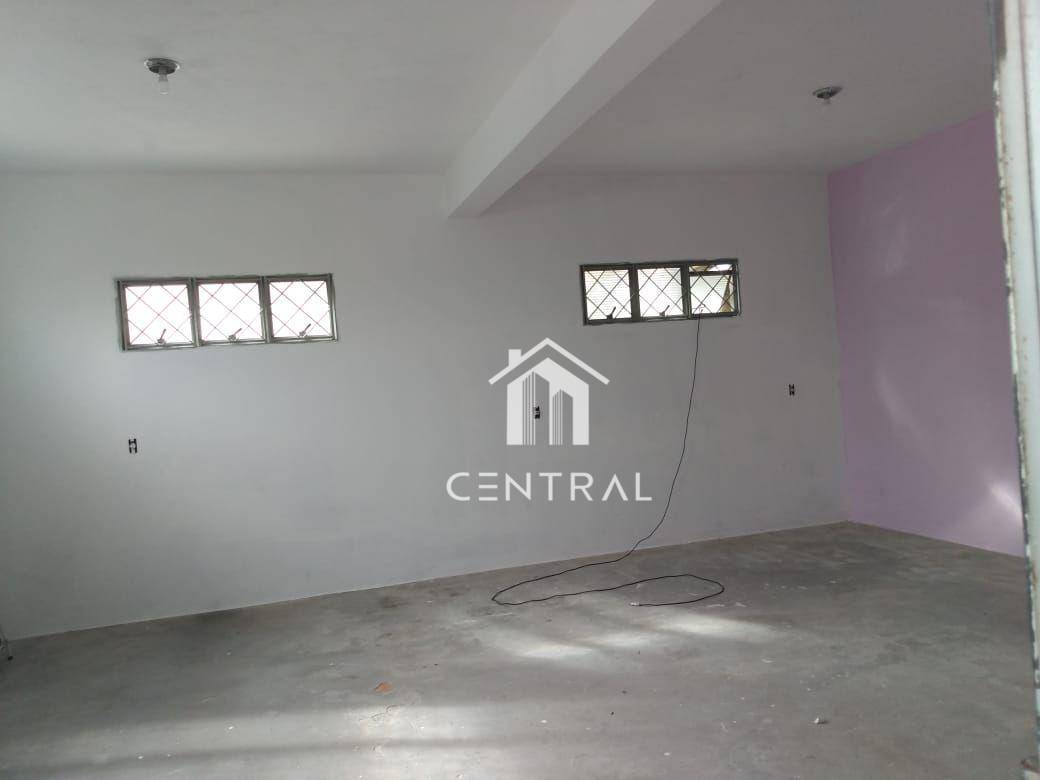 Casa à venda com 2 quartos, 300m² - Foto 19