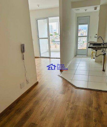 Apartamento à venda com 3 quartos, 65m² - Foto 2