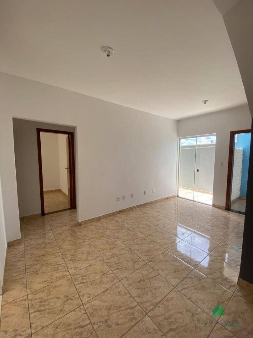 Apartamento para alugar com 2 quartos, 70m² - Foto 4