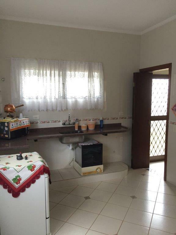 Chácara à venda com 5 quartos, 1204m² - Foto 31