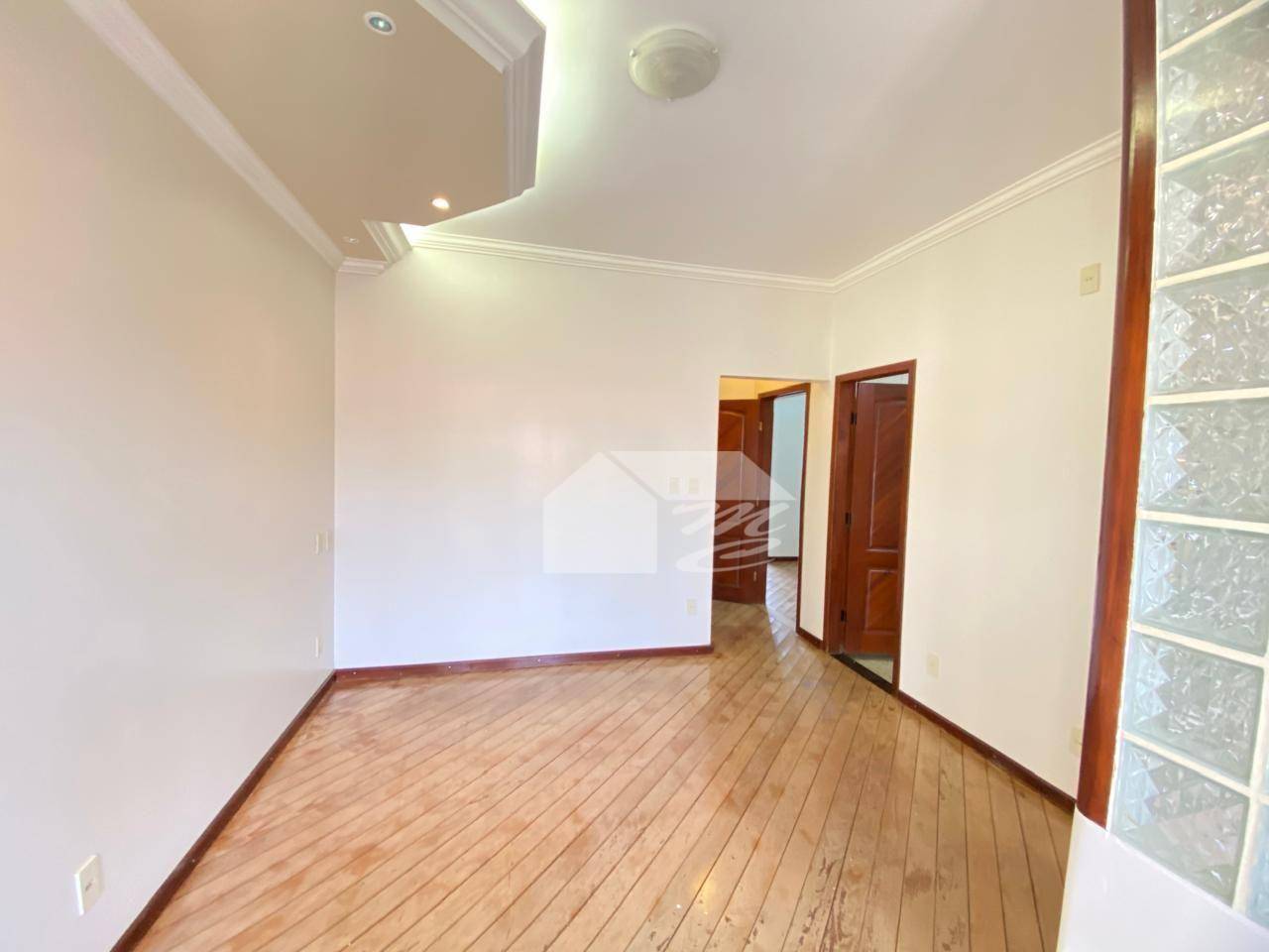 Casa de Condomínio à venda com 4 quartos, 350m² - Foto 16