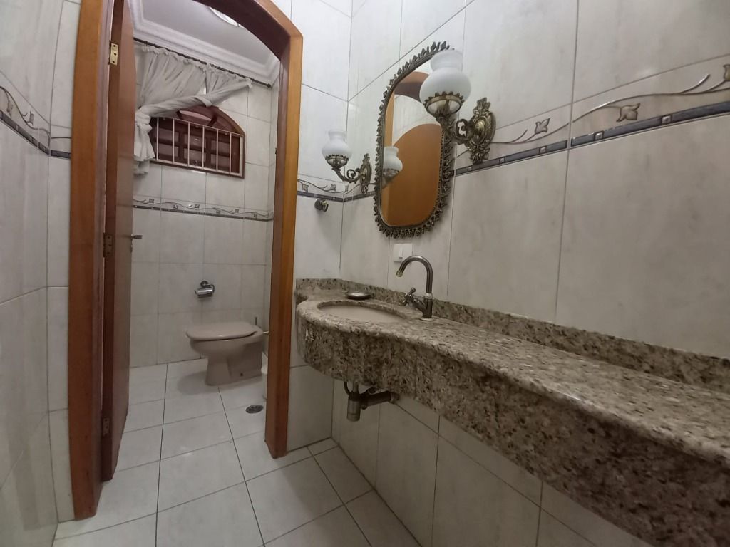 Casa à venda com 4 quartos, 386m² - Foto 7