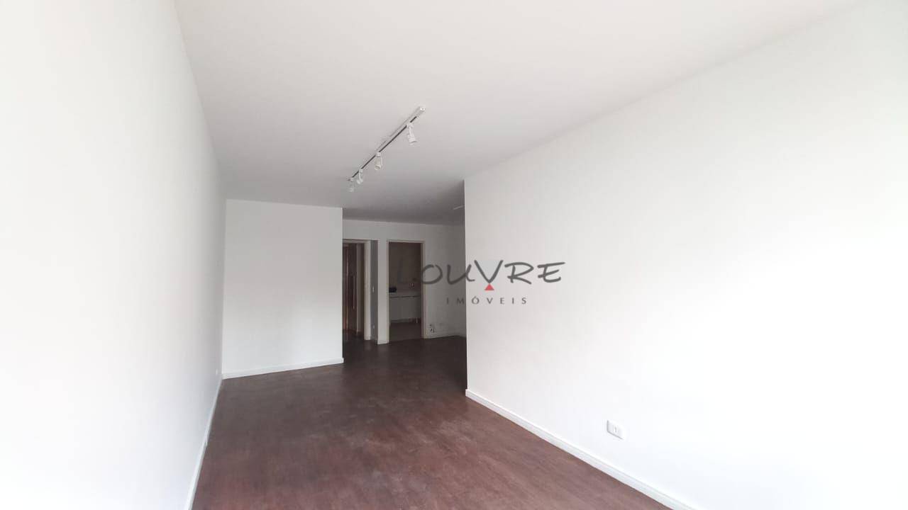 Apartamento para alugar com 2 quartos, 80m² - Foto 4