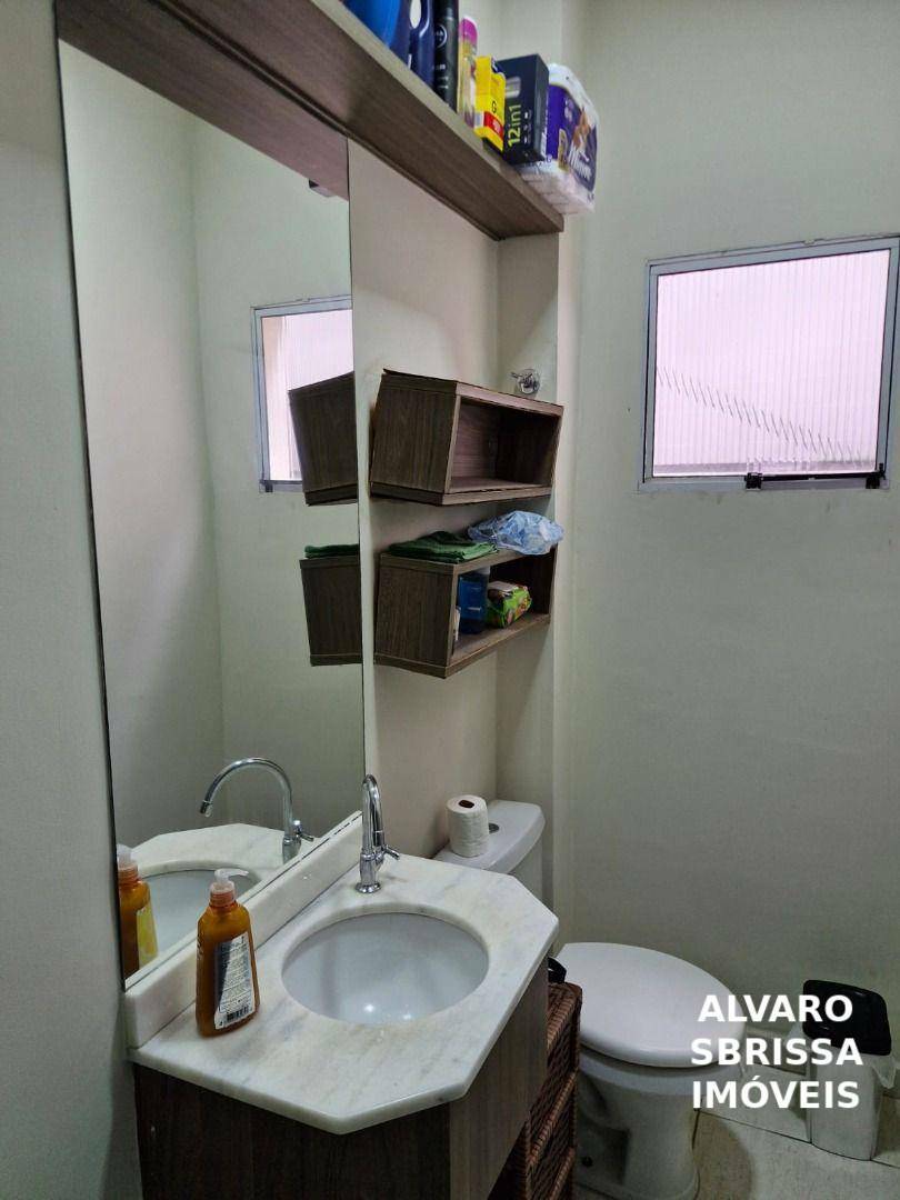 Apartamento à venda com 2 quartos, 70m² - Foto 13