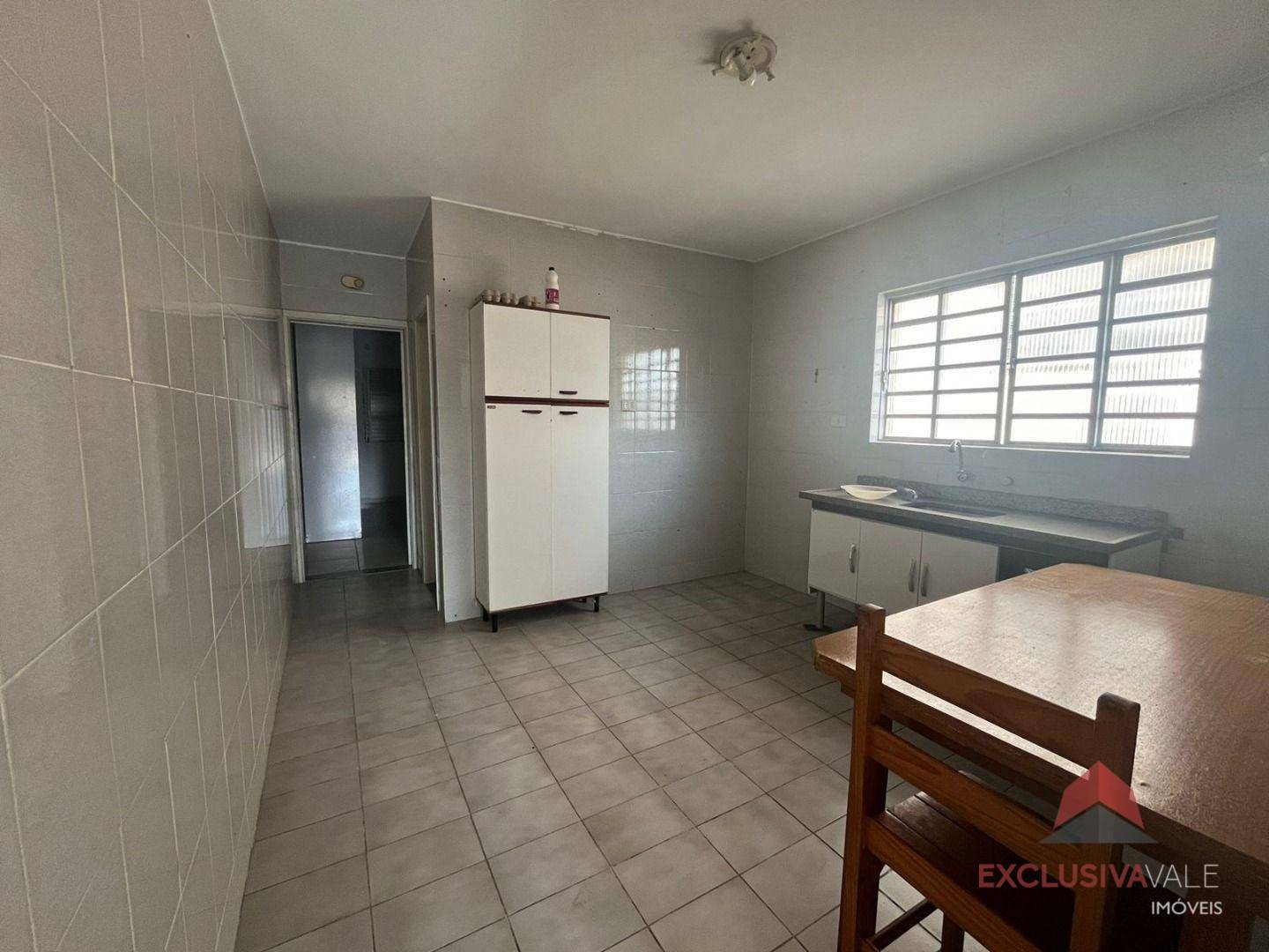 Casa à venda com 1 quarto, 130m² - Foto 16