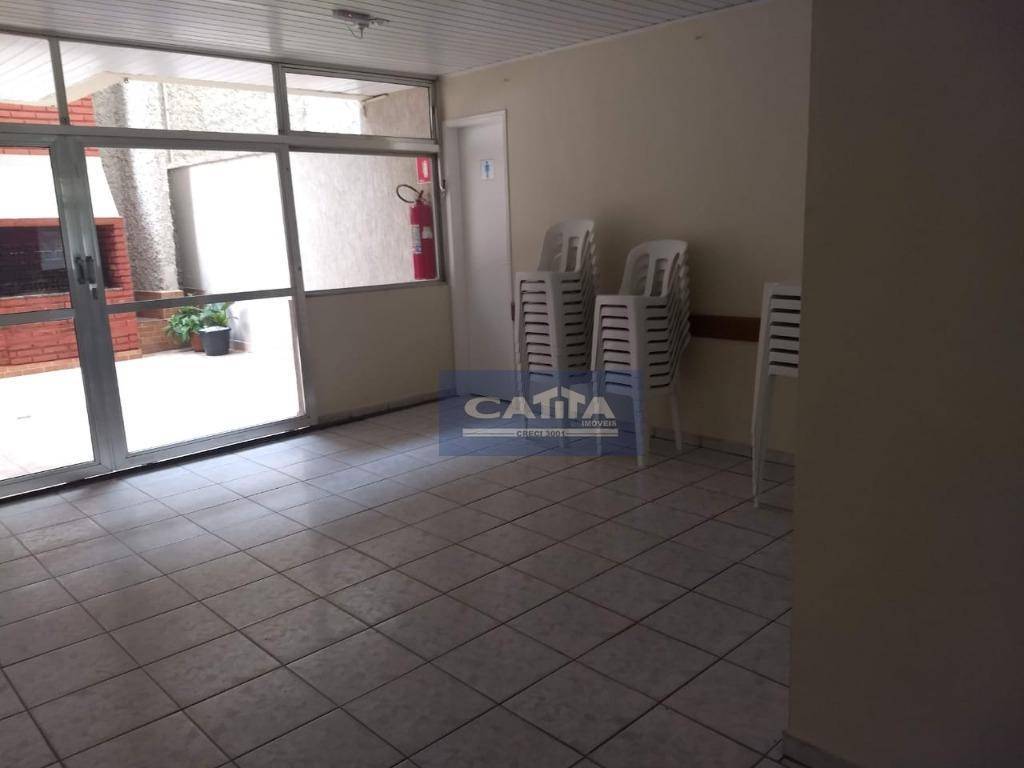 Apartamento à venda com 2 quartos, 65m² - Foto 3