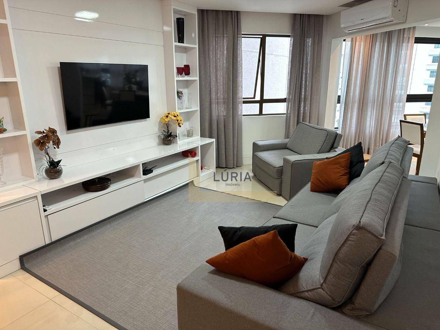 Apartamento à venda com 3 quartos, 157m² - Foto 6