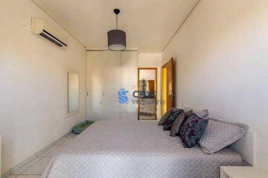 Casa à venda com 4 quartos, 303m² - Foto 11