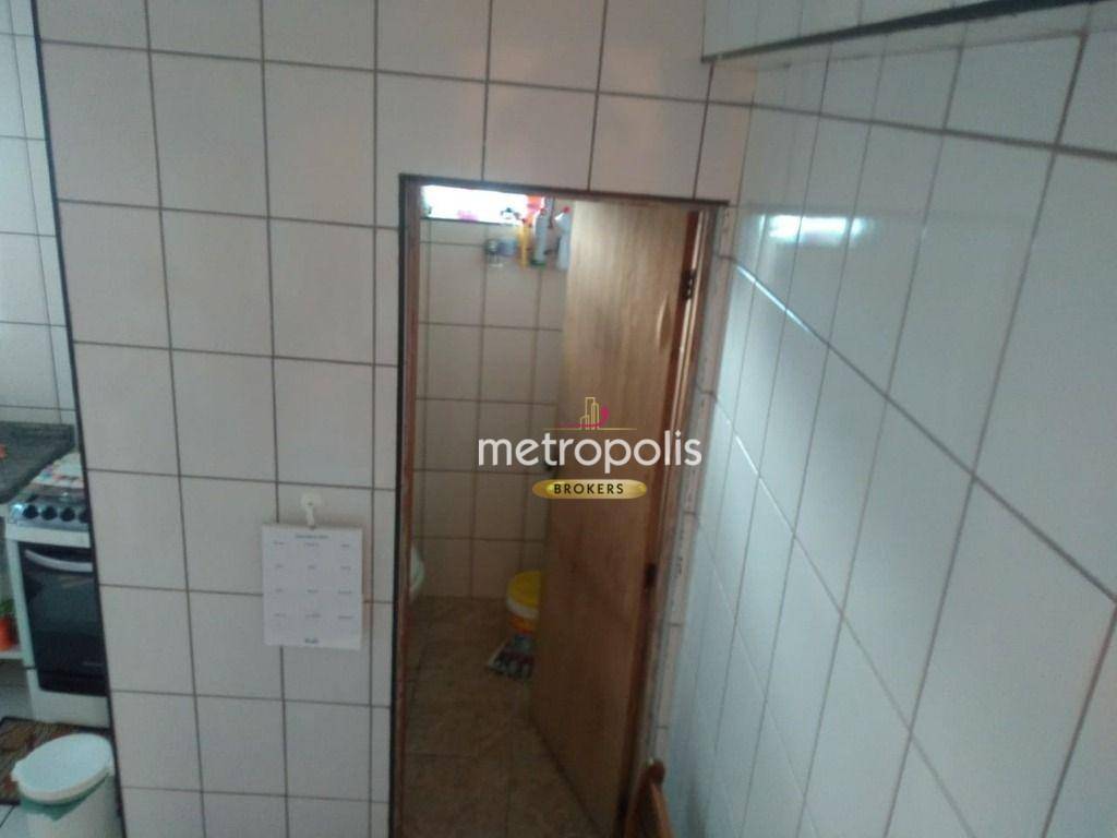 Sobrado à venda com 4 quartos, 200m² - Foto 28