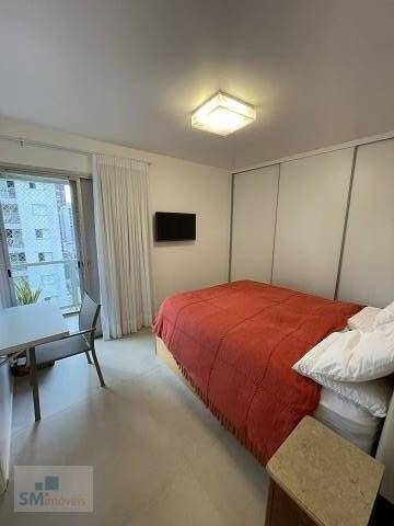 Apartamento à venda com 3 quartos, 100m² - Foto 2